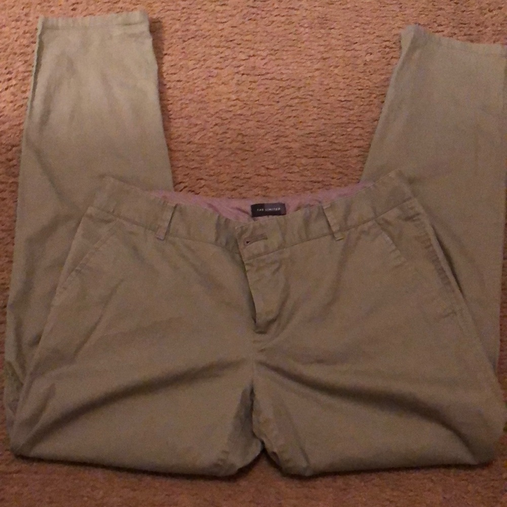 Ankle pants in olive green